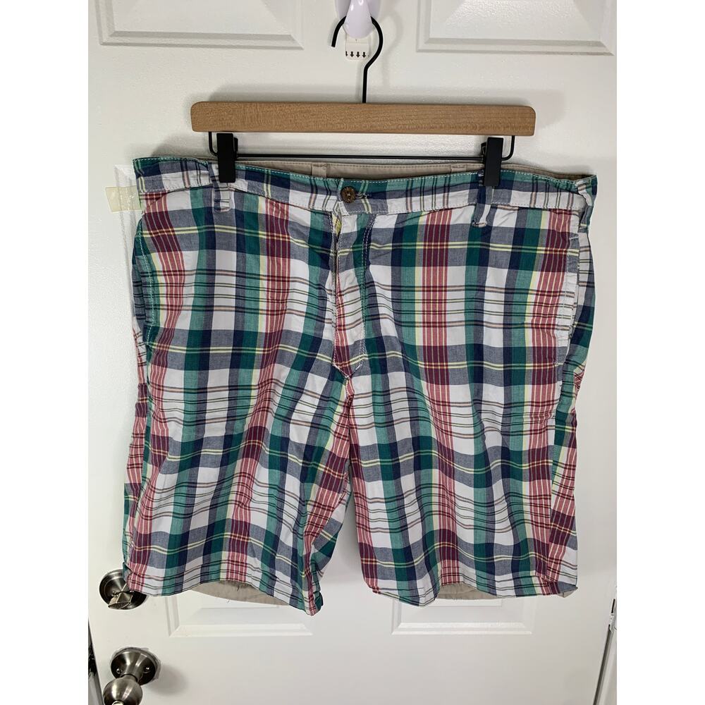 Tailor Vintage Men’s Reversible Plaid Khaki Linen Shorts Size 38 USA
